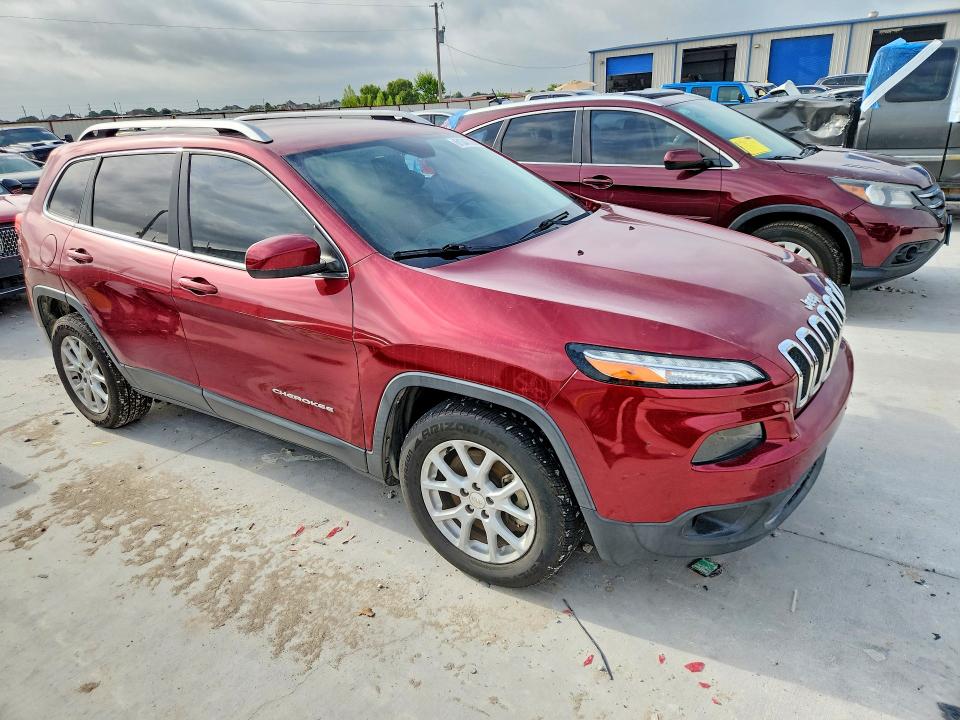 61347386 :رقم المزاد ، 1C4PJLCS0FW531389 vin ، 2015 Jeep Cherokee مزاد بيع