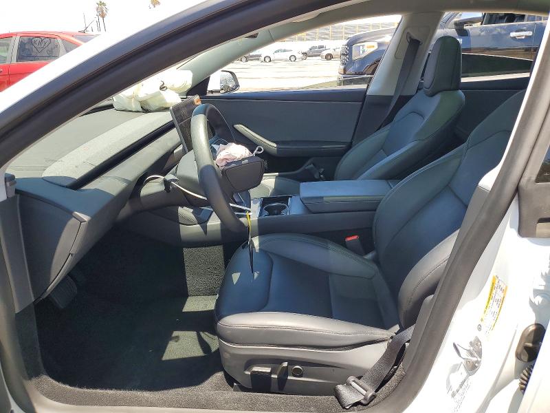 60525436 :رقم المزاد ، 5YJ3E1EAXTF145106 vin ، 2026 Tesla Model 3 مزاد بيع