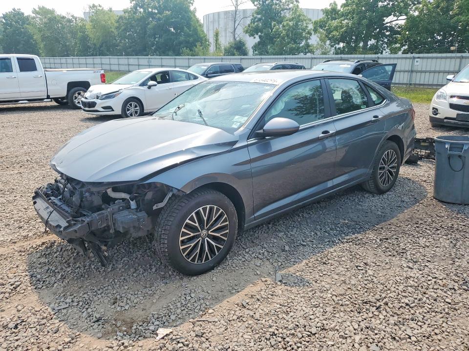 61340296 :رقم المزاد ، 3VWC57BU0MM009529 vin ، 2021 Volkswagen Jetta مزاد بيع