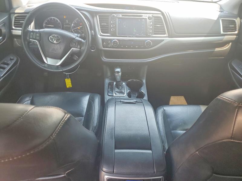 2016 Toyota Highlander მანქანა იყიდება აუქციონზე, vin: 5TDJKRFH0GS239717, აუქციონის ნომერი: 59705216