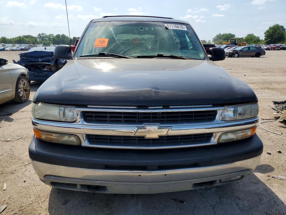 61116616 :رقم المزاد ، 3GNGK26U31G162661 vin ، 2001 Chevrolet Suburban مزاد بيع