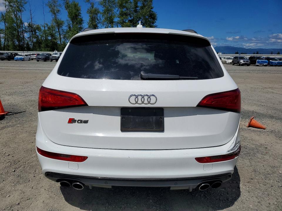 2015 Audi Sq5 მანქანა იყიდება აუქციონზე, vin: WA1VGAFP9FA122140, აუქციონის ნომერი: 60273726