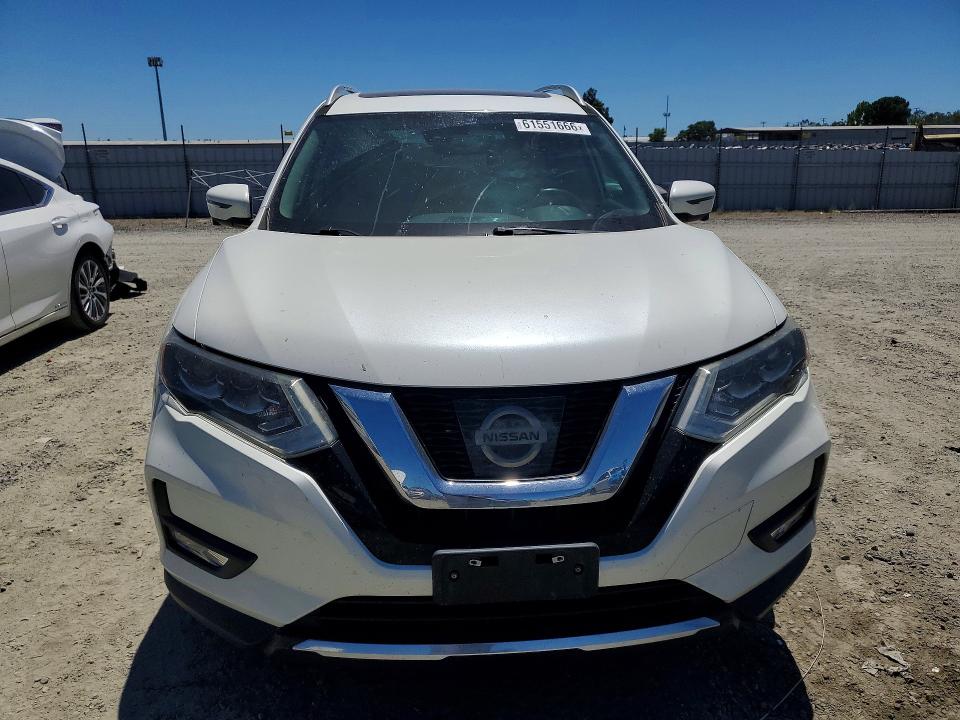 Auction sale of the 2017 Nissan Rogue, vin: 5N1AT2MT5HC849722, lot number: 61551666