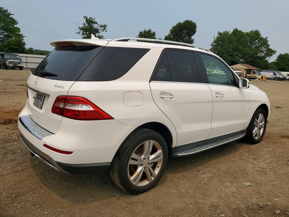 Продаж на аукціоні авто 2015 Mercedes-benz Ml, vin: 4JGDA5HB3FA483175, номер лоту: 61174846