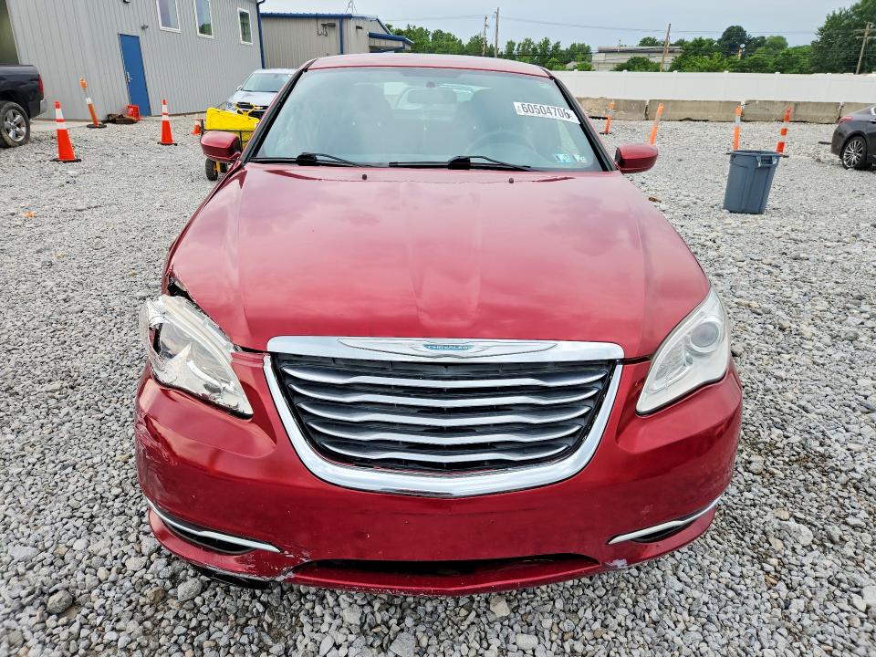 Продажа на аукционе авто 2013 Chrysler 200, vin: 1C3CCBAB9DN733032, номер лота: 60504706