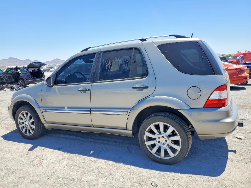 2005 Mercedes-benz Ml მანქანა იყიდება აუქციონზე, vin: 4JGAB57E95A542692, აუქციონის ნომერი: 59232366