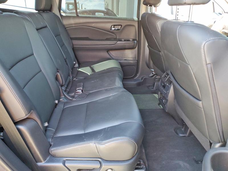 60593726 :رقم المزاد ، 5FNYF6H96JB051772 vin ، 2018 Honda Pilot مزاد بيع
