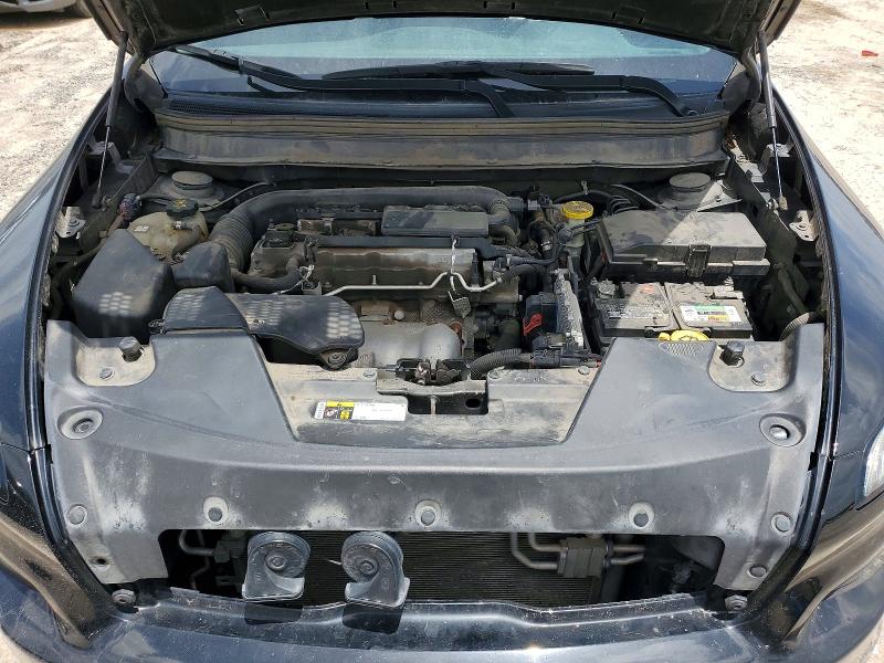 60708976 :رقم المزاد ، 1C4PJLCB5JD503723 vin ، 2018 Jeep Cherokee مزاد بيع