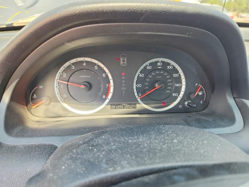 61675926 :رقم المزاد ، 1HGCP2F61BA058813 vin ، 2011 Honda Accord مزاد بيع