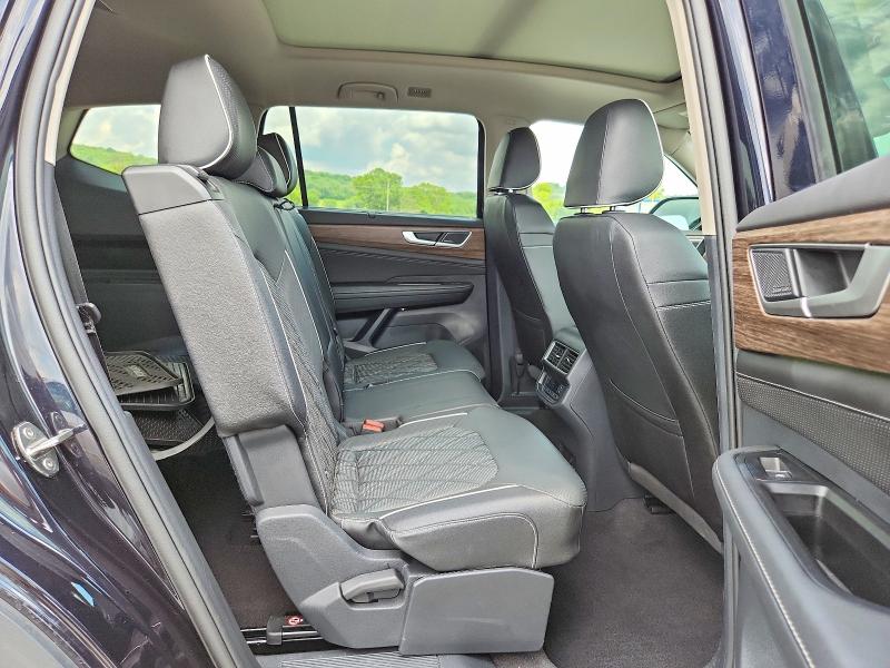 60626166 :رقم المزاد ، 1V2FR2CA7SC550165 vin ، 2025 Volkswagen Atlas مزاد بيع