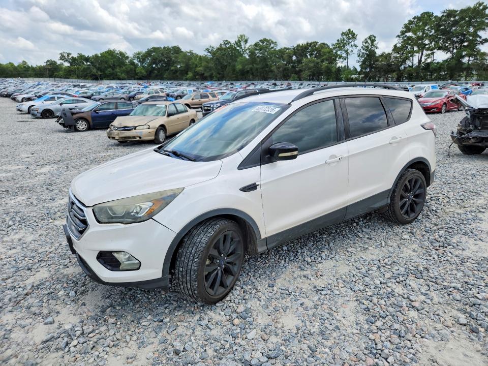 Продажа на аукционе авто 2017 Ford Escape, vin: 1FMCU9JDXHUA81323, номер лота: 62072526