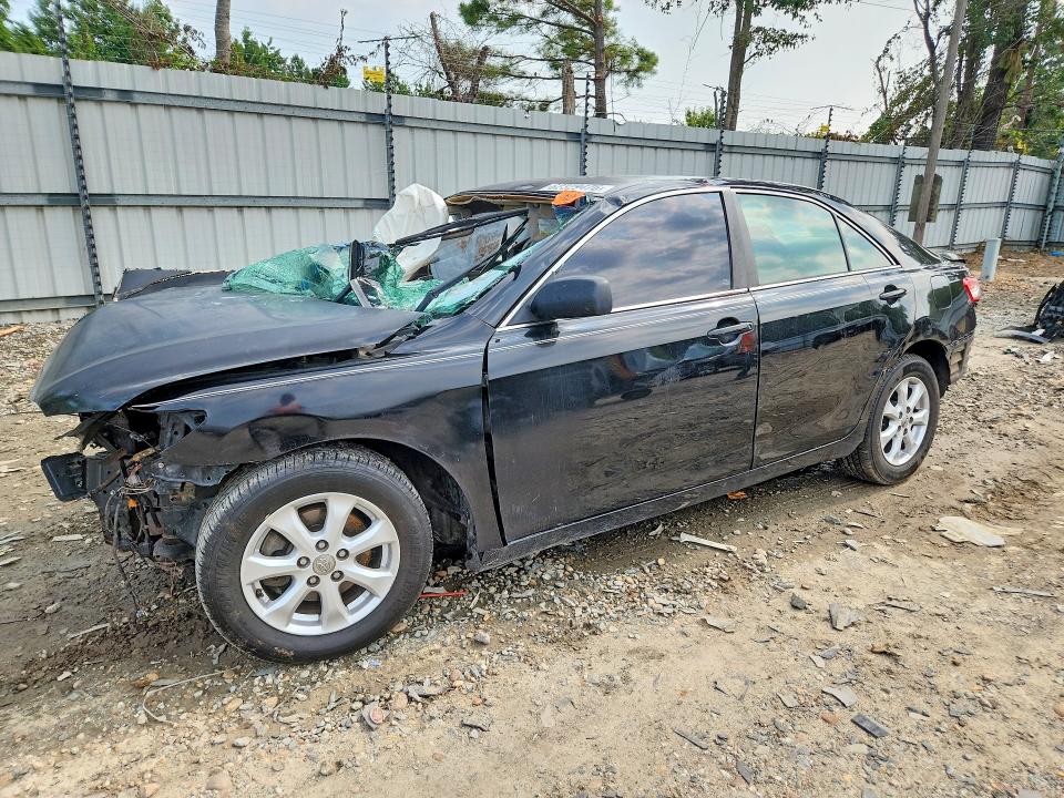 62329476 :رقم المزاد ، 4T1BF3EK3BU197840 vin ، 2011 Toyota Camry مزاد بيع