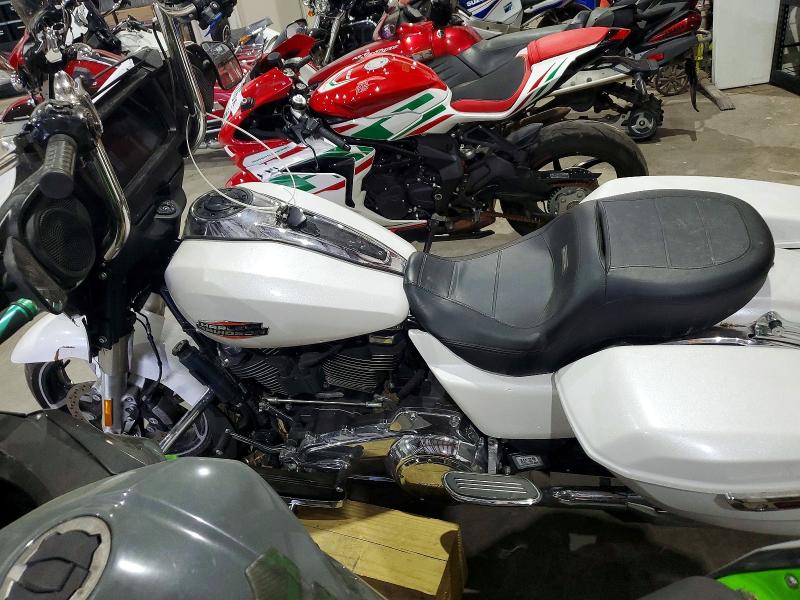 Продажа на аукционе авто 2024 Harley-davidson Flhx, vin: 1HD1KB712RB637786, номер лота: 54260446