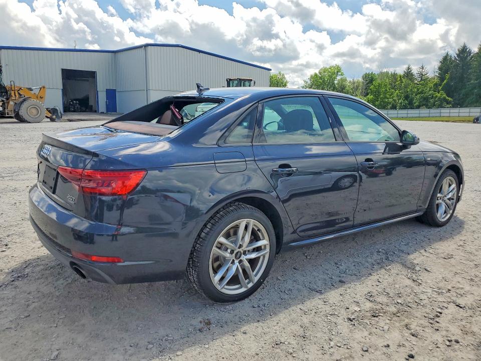60549486 :رقم المزاد ، WAUDNAF42HN058769 vin ، 2017 Audi A4 مزاد بيع