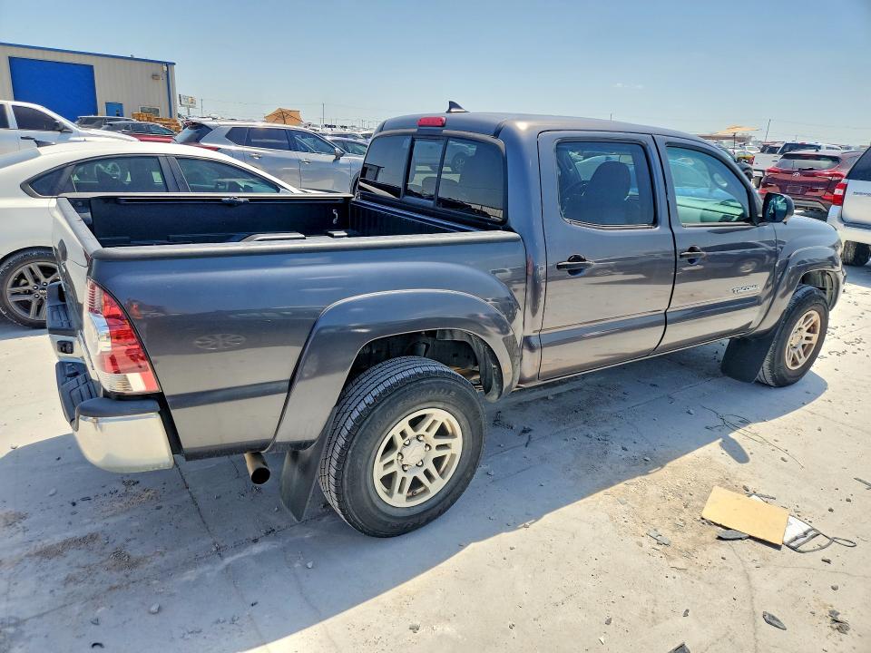61944586 :رقم المزاد ، 5TFJU4GN6FX087775 vin ، 2015 Toyota Tacoma مزاد بيع