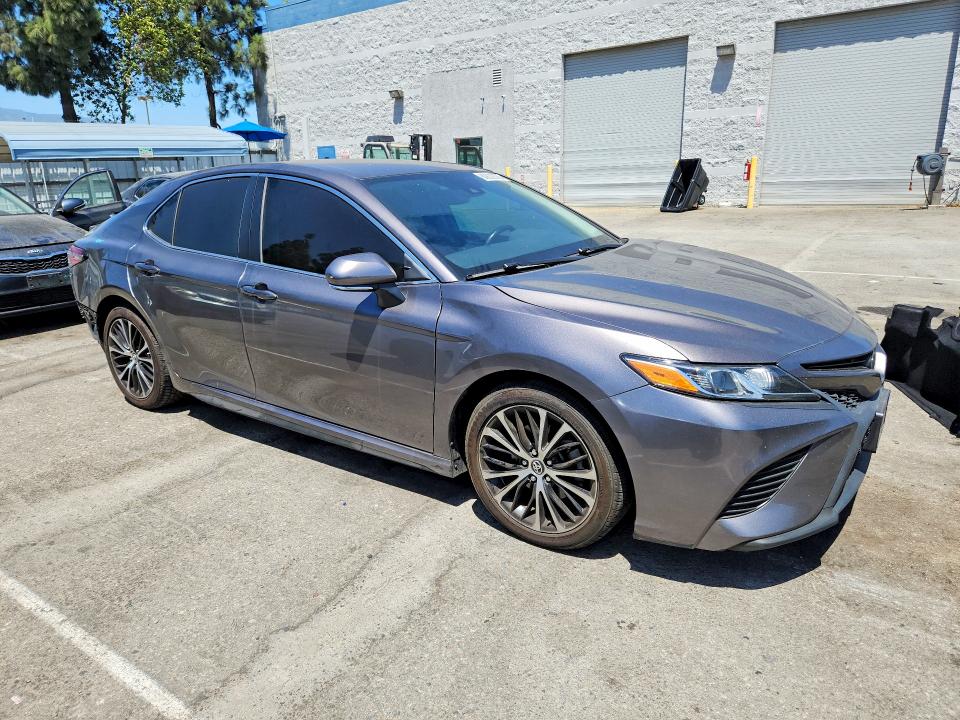2019 Toyota Camry მანქანა იყიდება აუქციონზე, vin: 4T1B11HK8KU719196, აუქციონის ნომერი: 60632826