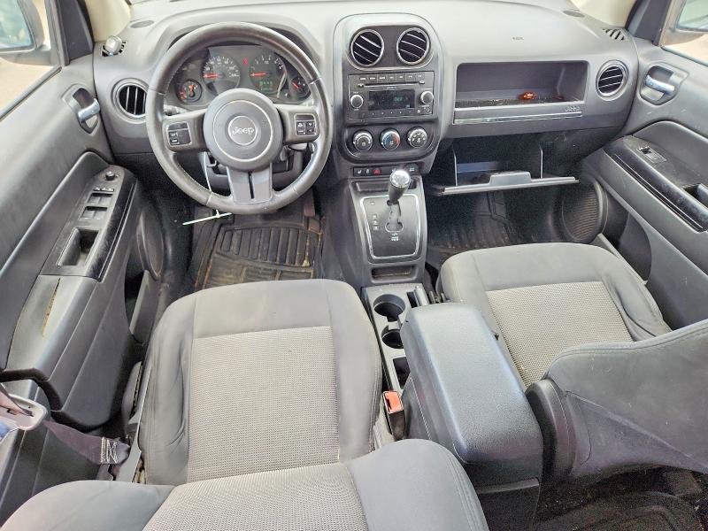 2011 Jeep Compass მანქანა იყიდება აუქციონზე, vin: 1J4NT1FB5BD205072, აუქციონის ნომერი: 61198276