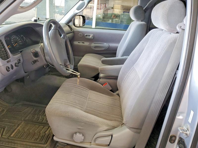 2000 Toyota Tundra მანქანა იყიდება აუქციონზე, vin: 5TBBT4419YS044686, აუქციონის ნომერი: 62695716