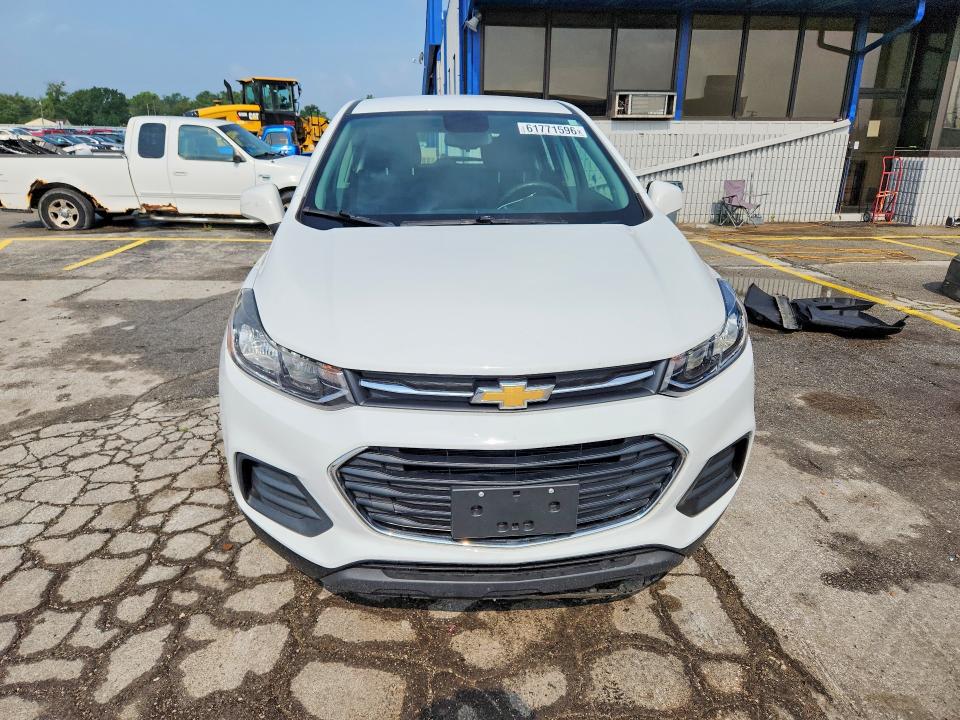 61771596 :رقم المزاد ، KL7CJNSB0JB698828 vin ، 2018 Chevrolet Trax مزاد بيع
