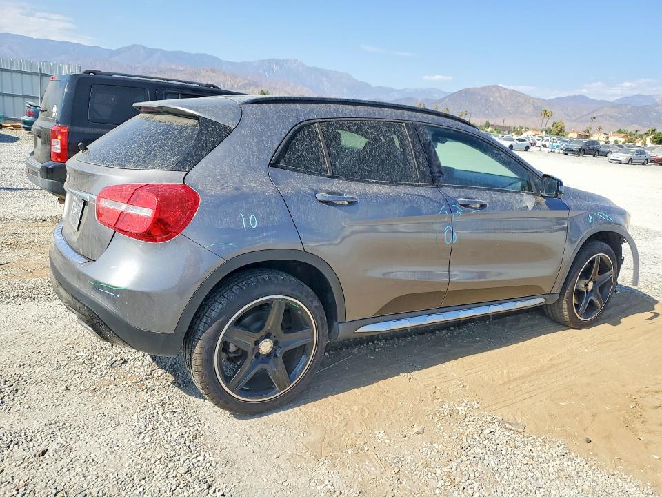62079246 :رقم المزاد ، WDCTG4EB3HJ285089 vin ، 2017 Mercedes-benz Gla مزاد بيع