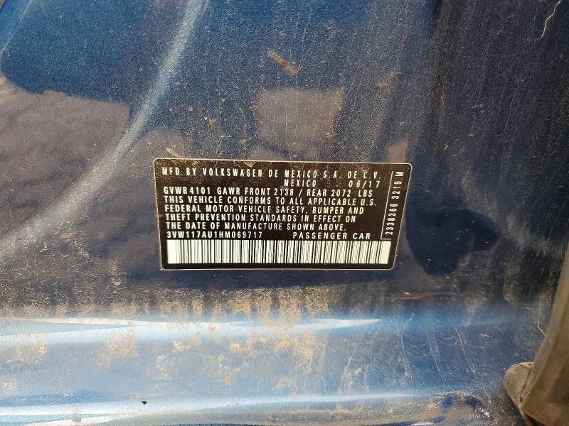 60927766 :رقم المزاد ، 3VW117AU1HM069717 vin ، 2017 Volkswagen Golf مزاد بيع