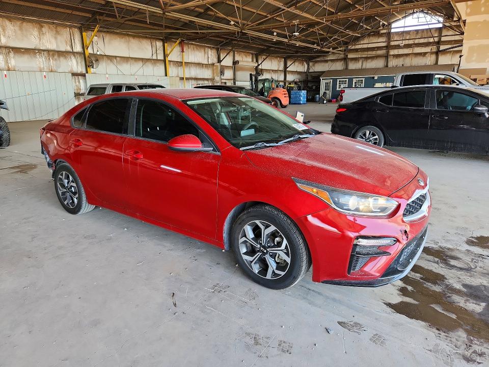 2019 Kia Forte მანქანა იყიდება აუქციონზე, vin: 3KPF24AD7KE043127, აუქციონის ნომერი: 62497746