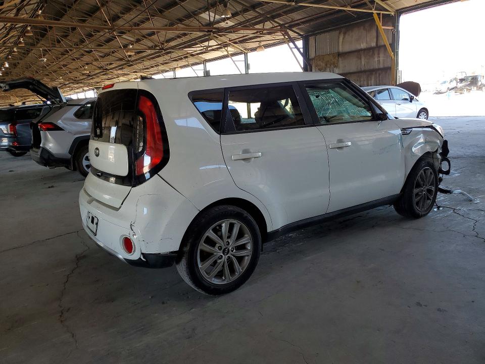 Продаж на аукціоні авто 2018 Kia Soul, vin: KNDJP3A53J7898906, номер лоту: 85624965