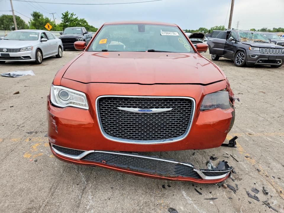 Продаж на аукціоні авто 2021 Chrysler 300, vin: 2C3CCAAGXMH650403, номер лоту: 61984716