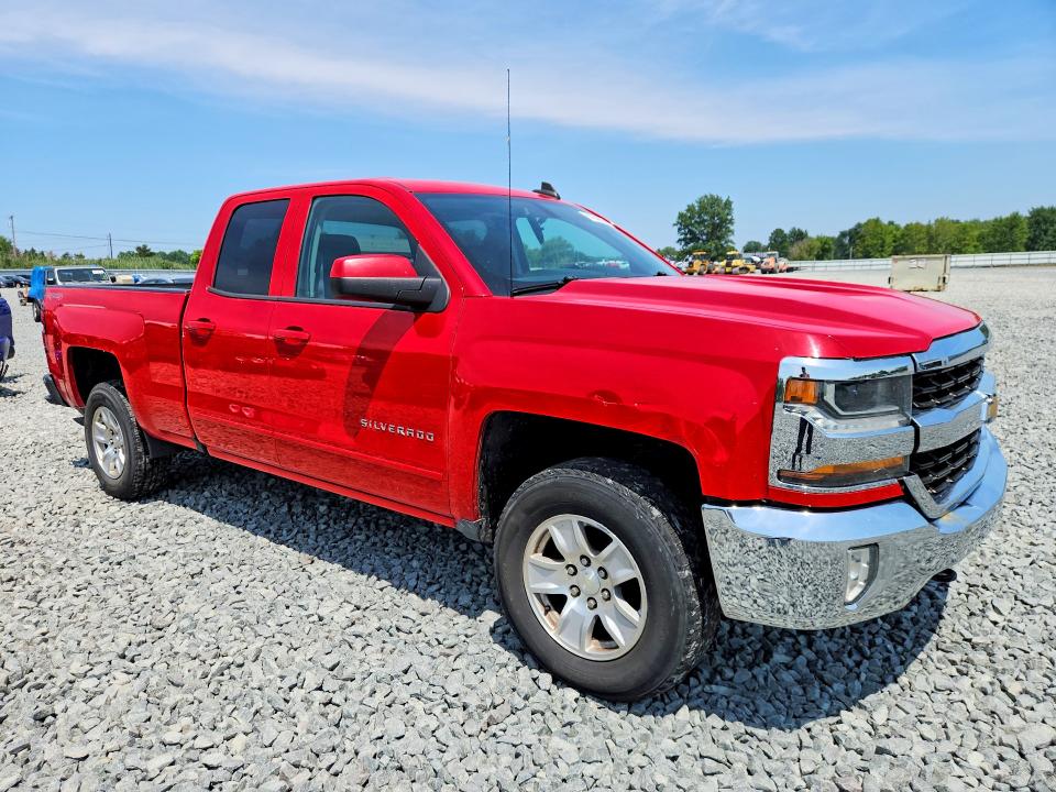 Продаж на аукціоні авто 2017 Chevrolet Silverado, vin: 1GCVKREC6HZ317683, номер лоту: 61250826