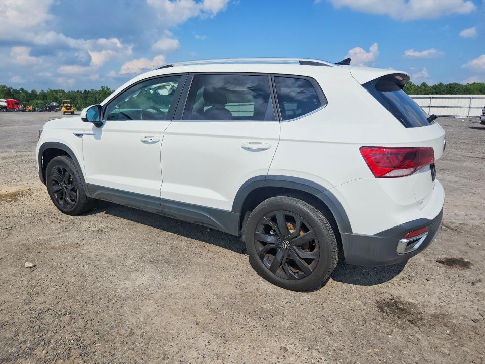 Продаж на аукціоні авто 2022 Volkswagen Taos, vin: 3VVPX7B25NM038752, номер лоту: 60589876