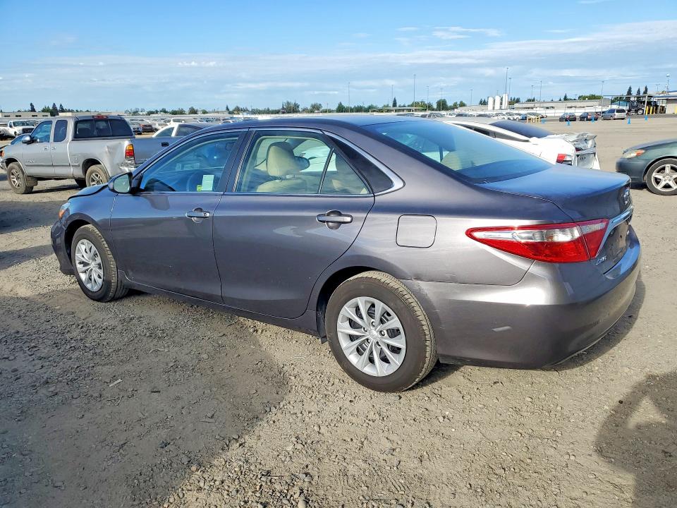 2016 Toyota Camry მანქანა იყიდება აუქციონზე, vin: 4T4BF1FK7GR516950, აუქციონის ნომერი: 62162526