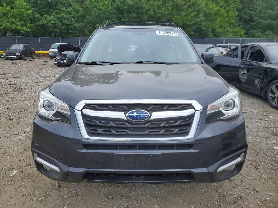 61696726 :رقم المزاد ، JF2SJAWC3JH445768 vin ، 2018 Subaru Forester مزاد بيع