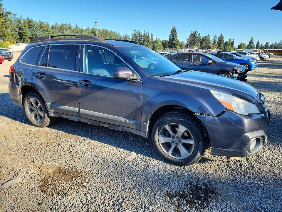 2014 Subaru Outback მანქანა იყიდება აუქციონზე, vin: 4S4BRBCC3E3251094, აუქციონის ნომერი: 63224746