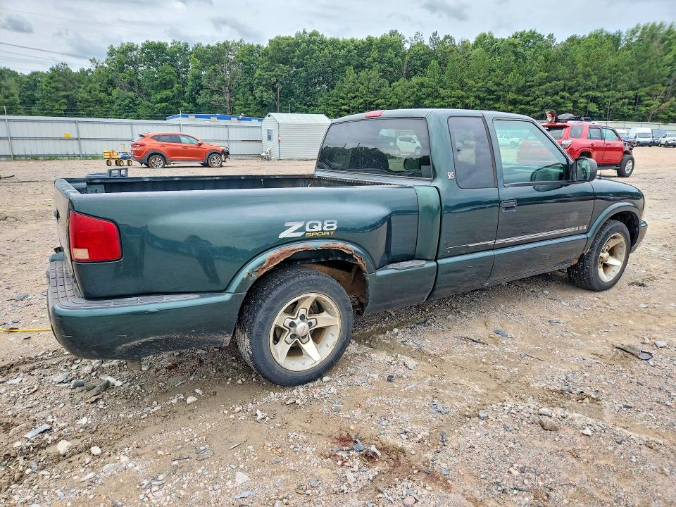 2001 Gmc Sonoma მანქანა იყიდება აუქციონზე, vin: 1GTCS195618242399, აუქციონის ნომერი: 61942896