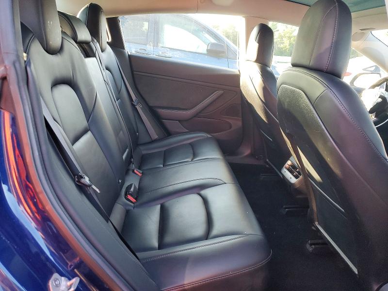 Продаж на аукціоні авто 2018 Tesla Model 3, vin: 5YJ3E1EB8JF063641, номер лоту: 62305136