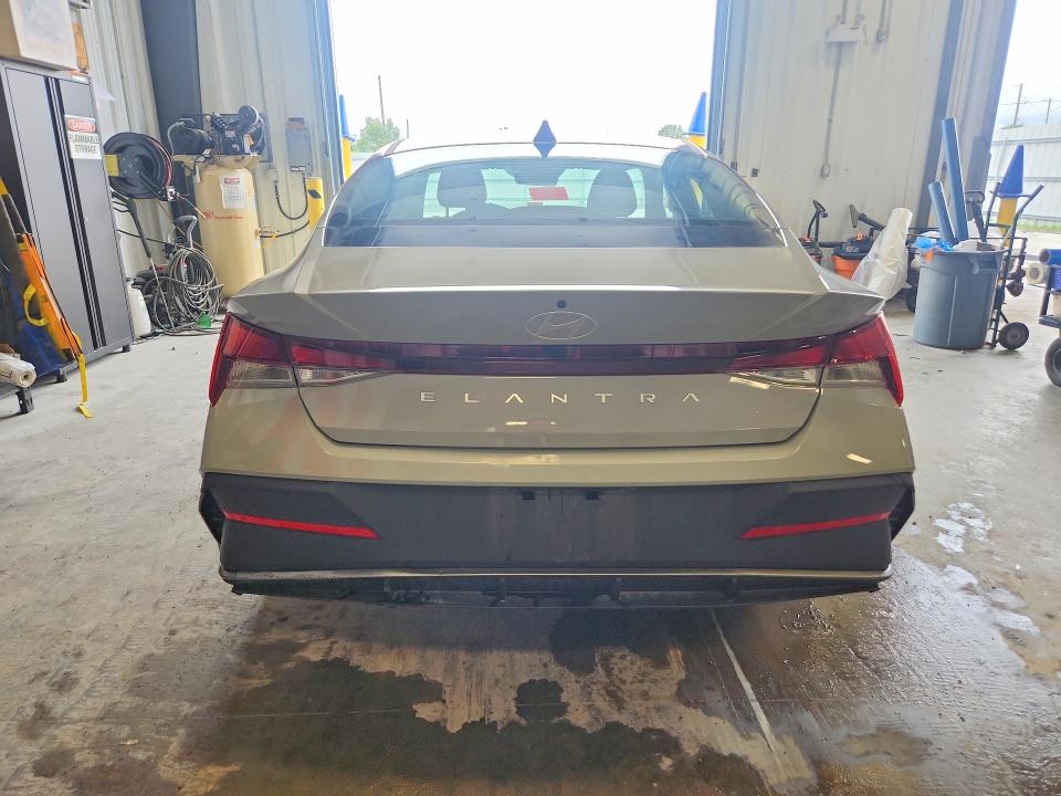 Продаж на аукціоні авто 2025 Hyundai Elantra, vin: KMHLM4DG9SU050855, номер лоту: 62356056