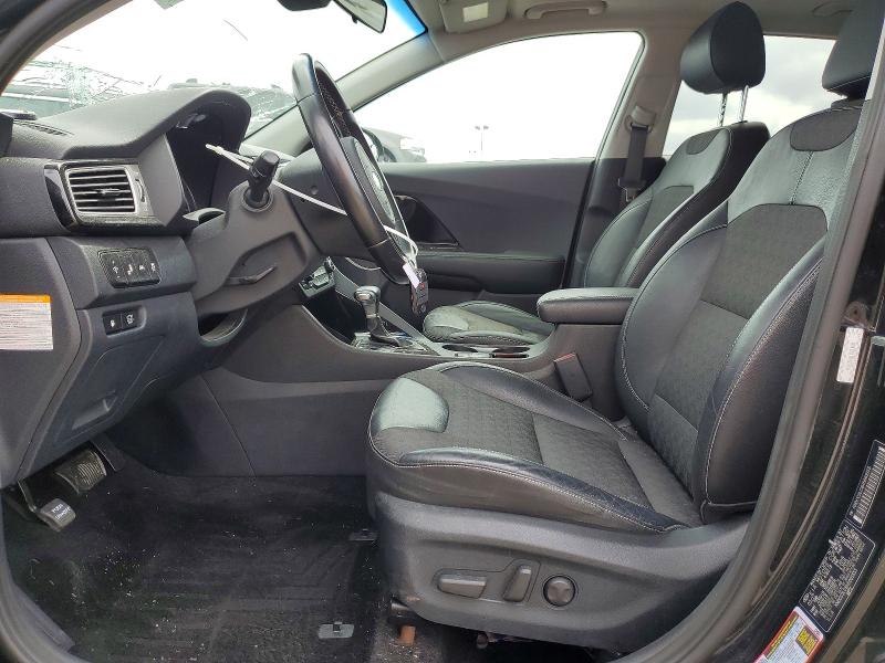 61681096 :رقم المزاد ، KNDCC3LC6H5081855 vin ، 2017 Kia Niro مزاد بيع