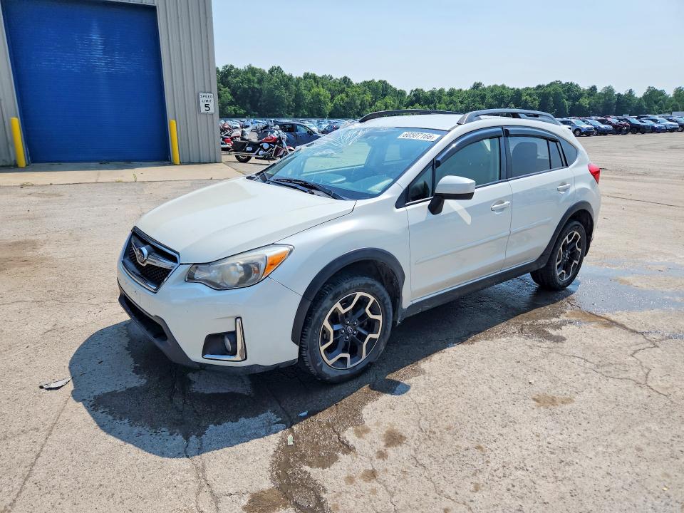 60507166 :رقم المزاد ، JF2GPABCXH8216430 vin ، 2017 Subaru Crosstrek مزاد بيع