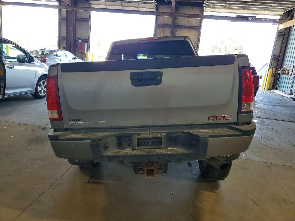 62512446 :رقم المزاد ، 1GT125EG4DF102793 vin ، 2013 Gmc Sierra مزاد بيع