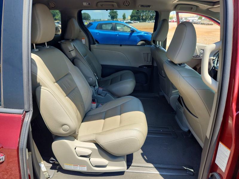 62683376 :رقم المزاد ، 5TDYZ3DC8KS989602 vin ، 2019 Toyota Sienna مزاد بيع