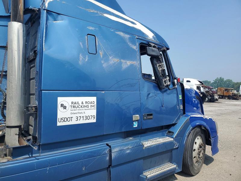 2014 Volvo Vn მანქანა იყიდება აუქციონზე, vin: 4V4NC9EG7EN153626, აუქციონის ნომერი: 57053506