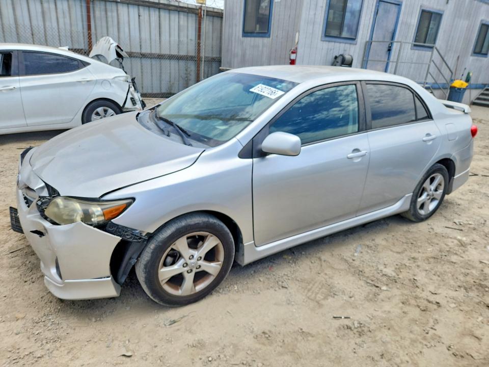 Продаж на аукціоні авто 2013 Toyota Corolla, vin: 5YFBU4EE5DP207116, номер лоту: 61922166