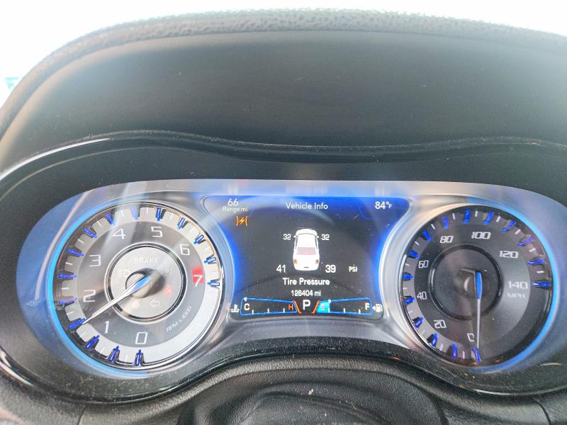 2015 Chrysler 300 მანქანა იყიდება აუქციონზე, vin: 2C3CCABG8FH872522, აუქციონის ნომერი: 61975406