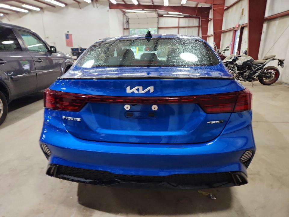 2022 Kia Forte მანქანა იყიდება აუქციონზე, vin: 3KPF54AD2NE478049, აუქციონის ნომერი: 61923346