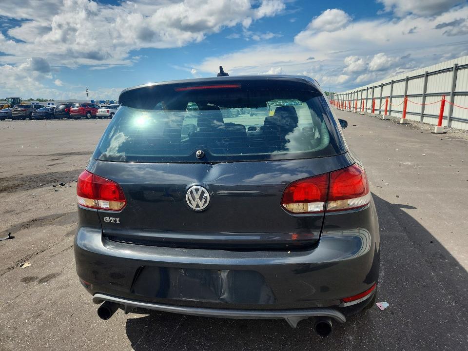61187256 :رقم المزاد ، WVWFV7AJ2BW137517 vin ، 2011 Volkswagen Gti مزاد بيع