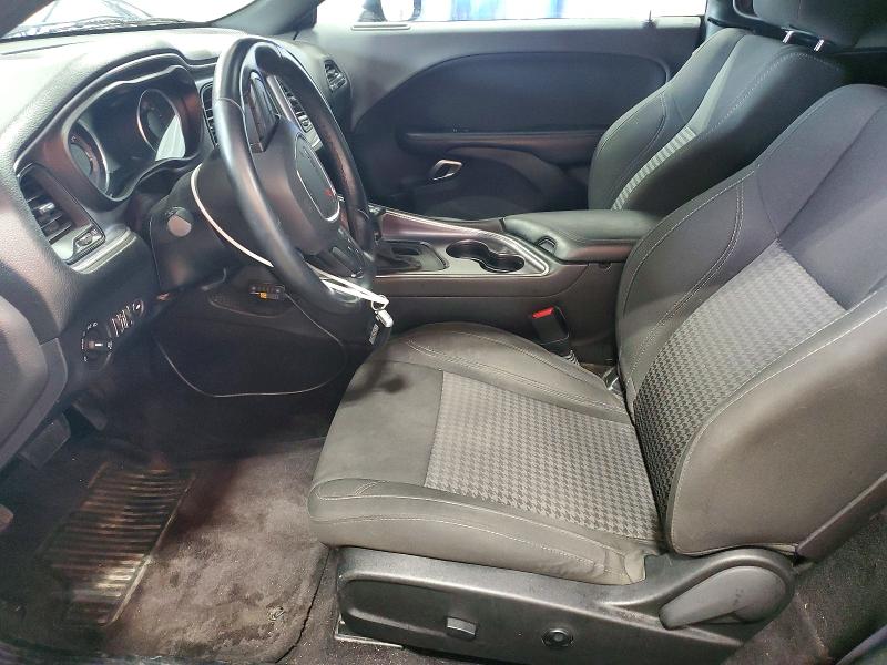 62674556 :رقم المزاد ، 2C3CDZBT6JH130928 vin ، 2018 Dodge Challenger مزاد بيع