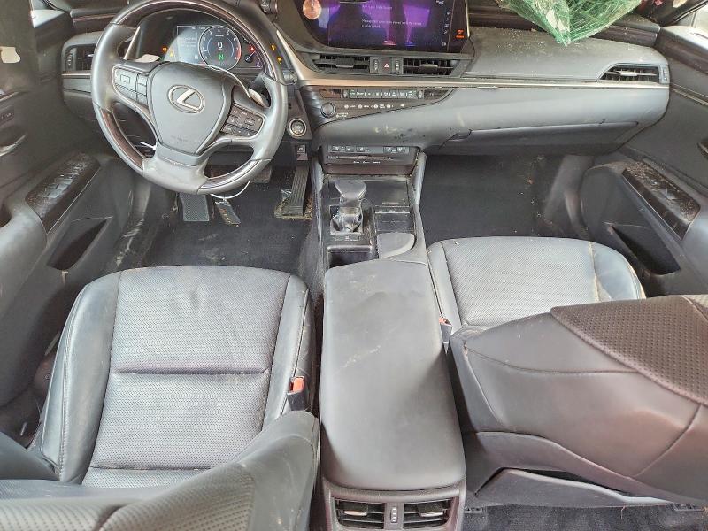 61190236 :رقم المزاد ، 58ABZ1B11KU008408 vin ، 2019 Lexus Es مزاد بيع