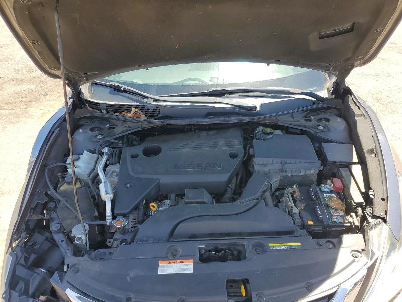 2018 Nissan Altima მანქანა იყიდება აუქციონზე, vin: 1N4AL3AP7JC261706, აუქციონის ნომერი: 61196436