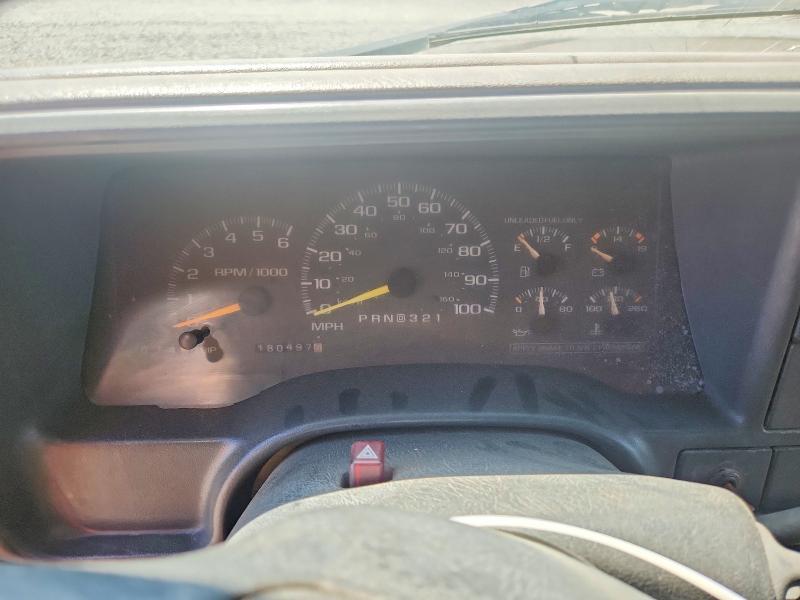 60378386 :رقم المزاد ، 1GBJC34R6WF052524 vin ، 1998 Chevrolet Gmt-400 مزاد بيع