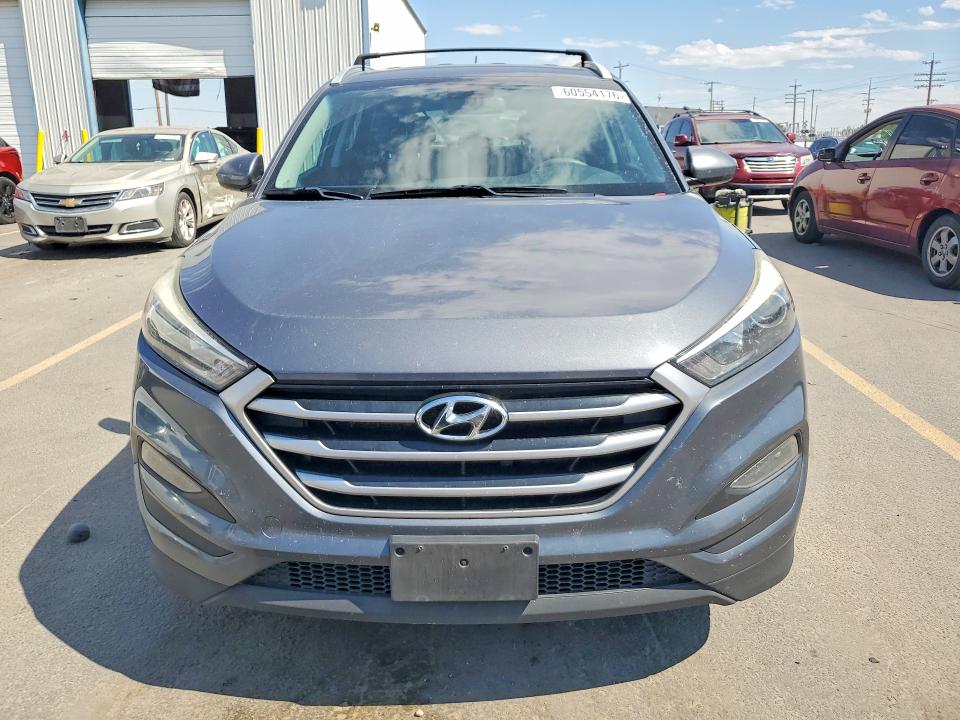 2017 Hyundai Tucson მანქანა იყიდება აუქციონზე, vin: KM8J3CA48HU412195, აუქციონის ნომერი: 60554176